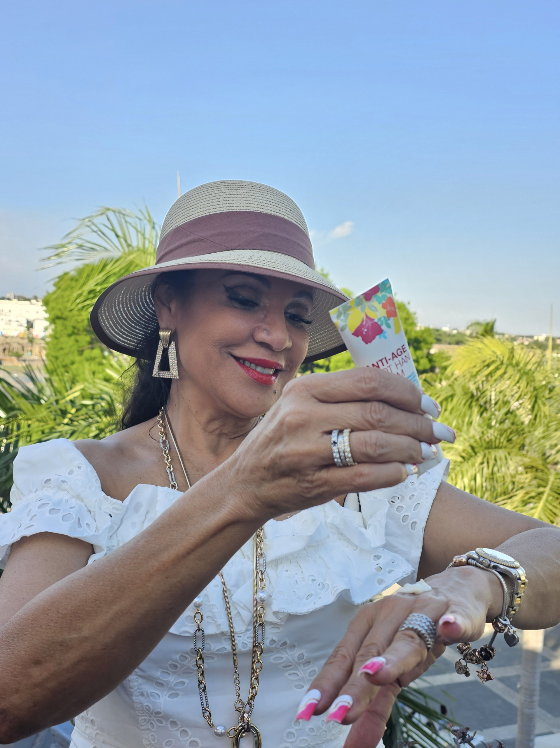 hand-cream-zinc-oxide